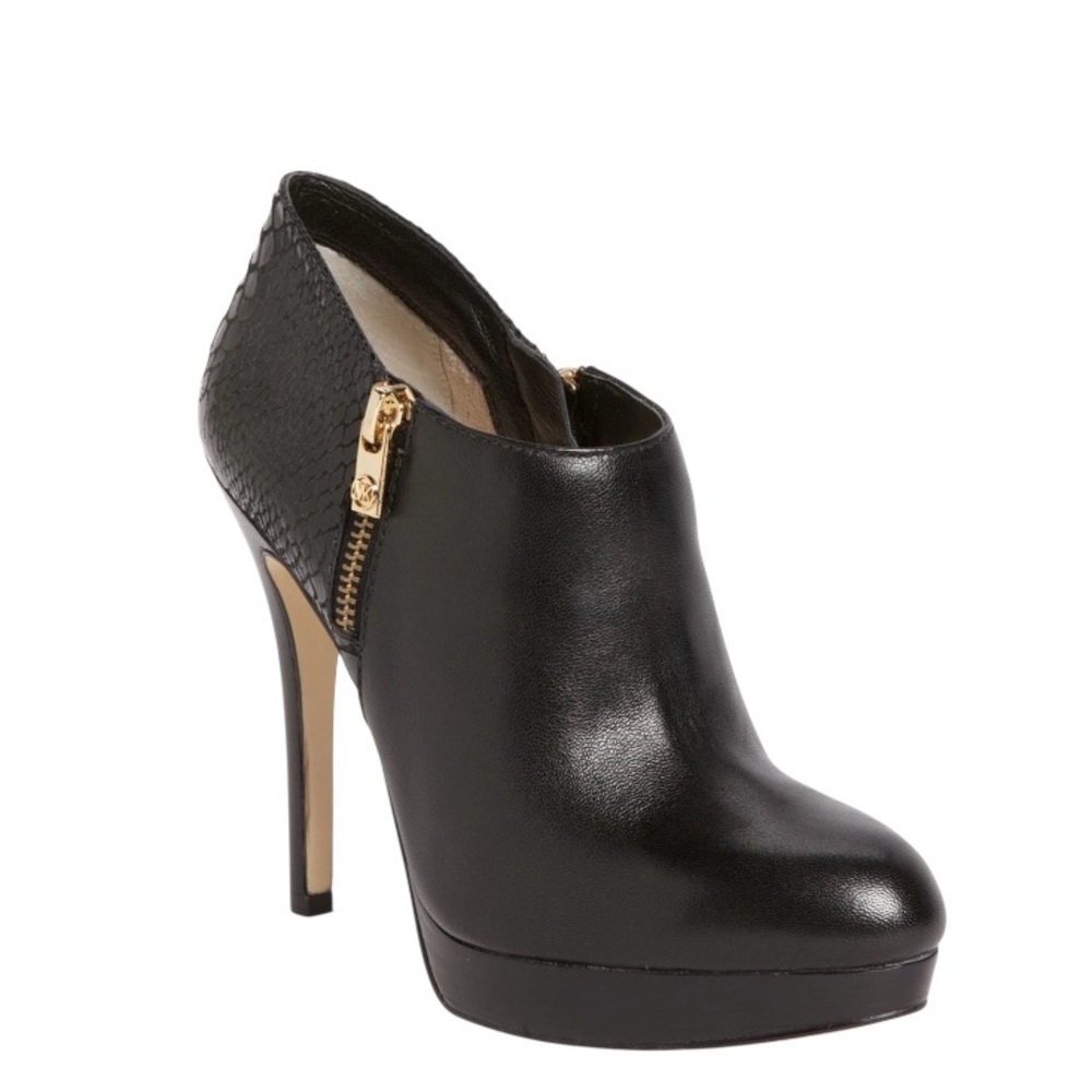 Michael Kors Black High Heel Leather York Bootie Size 10